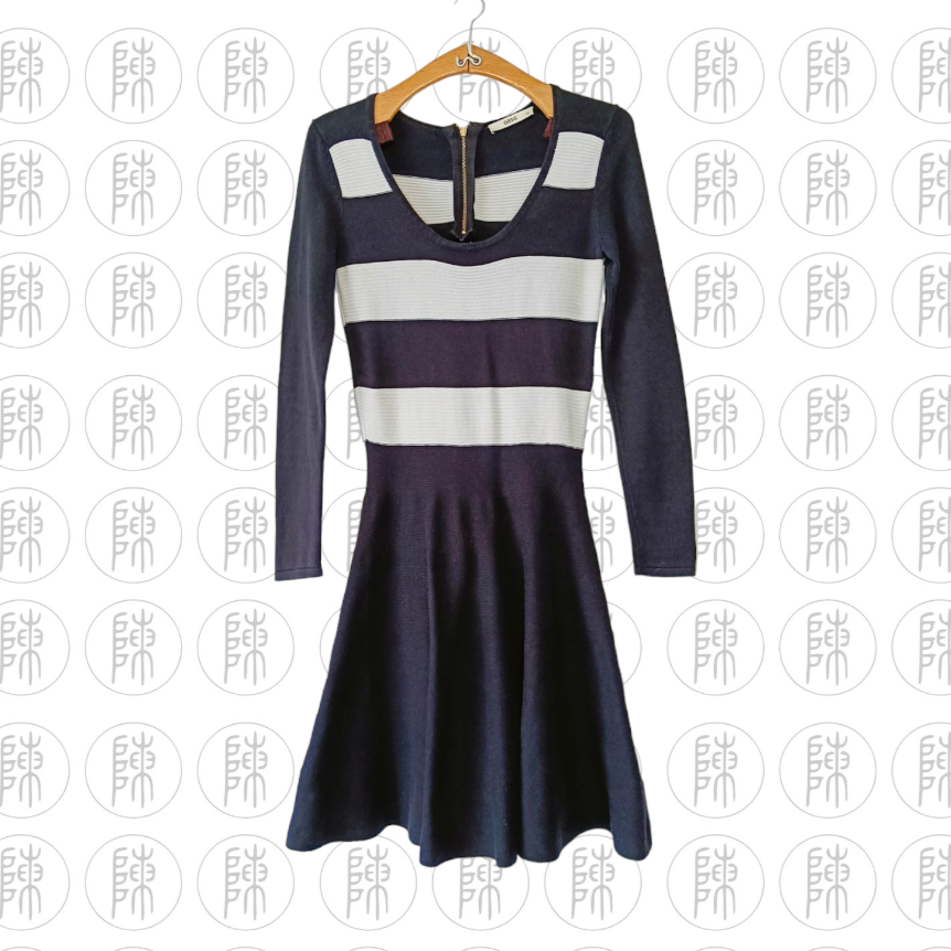 Oasis black sales and white dress