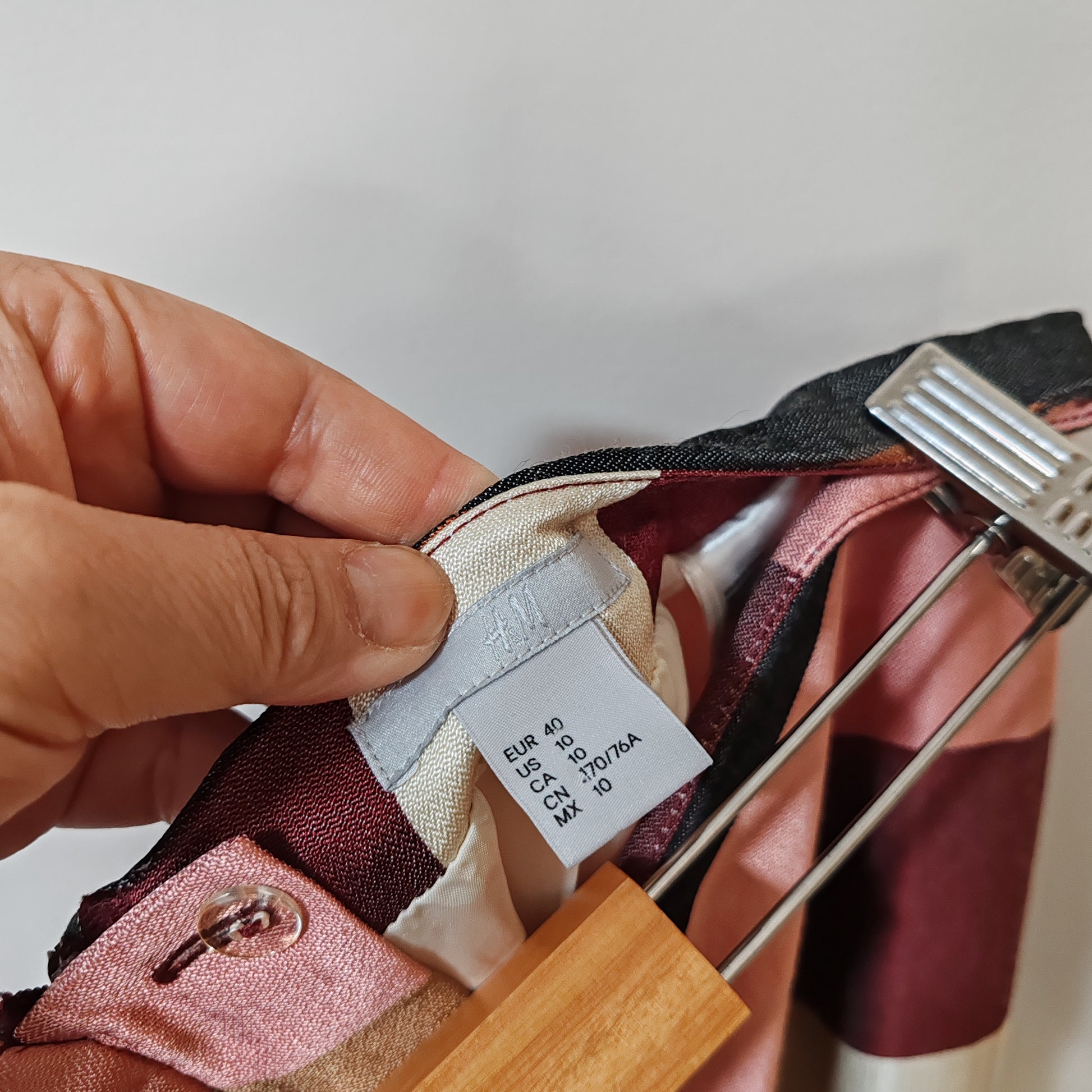 H&M Pink & Burgundy Stripe Mini Skirt