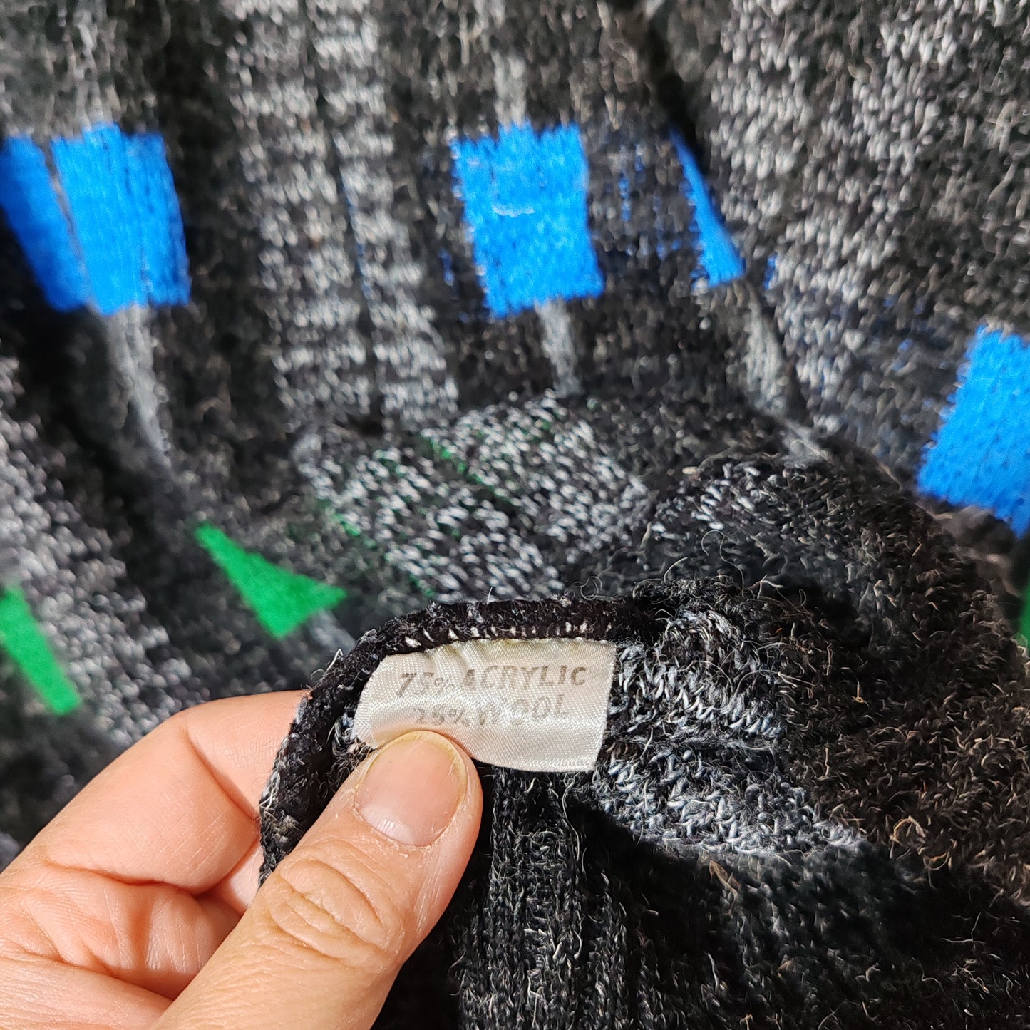 Lakeland Sheepskin Centre Grey Multicoloured Knitted Vintage Jumper