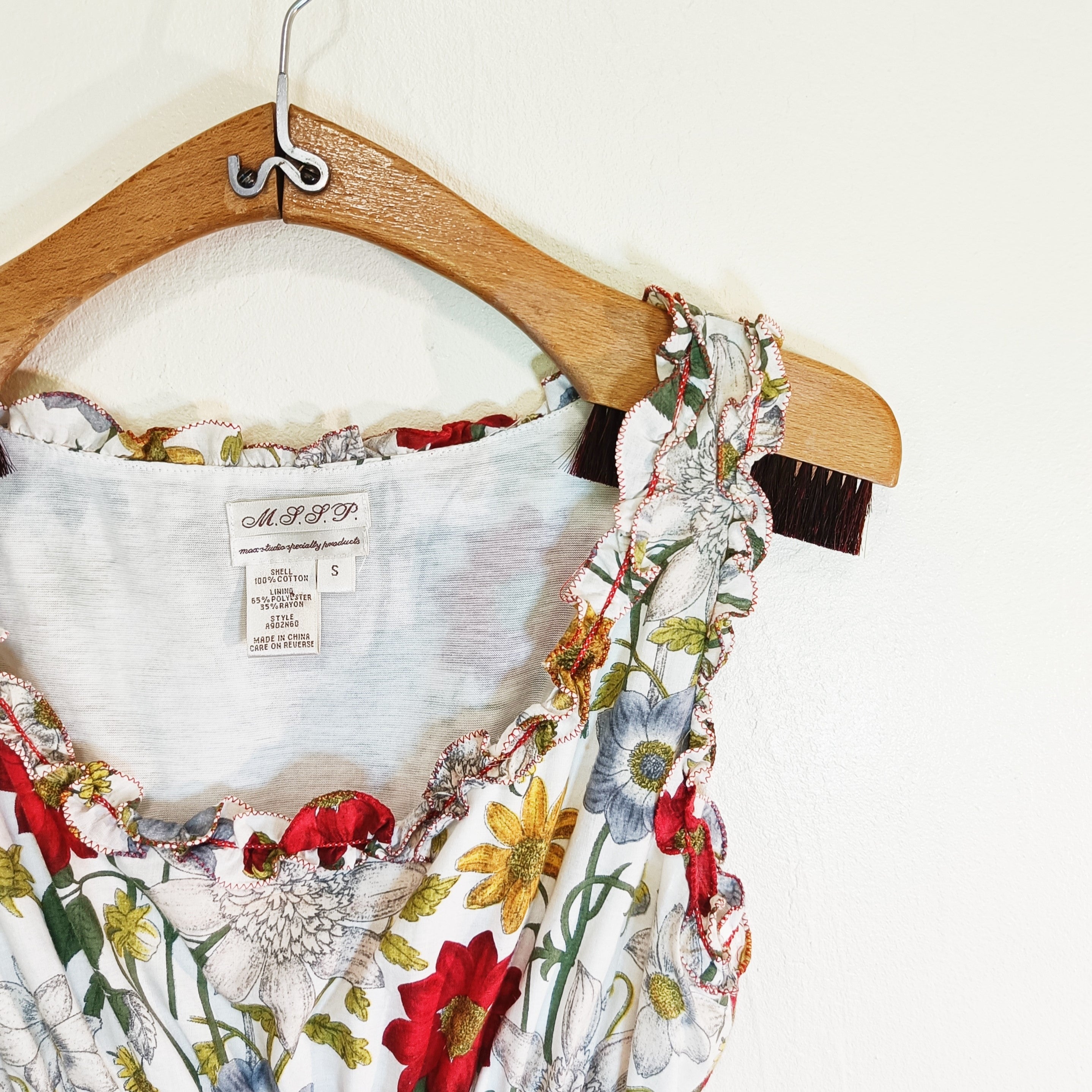 Max Studio Speciality Products Flower Vintage White And Red Dress