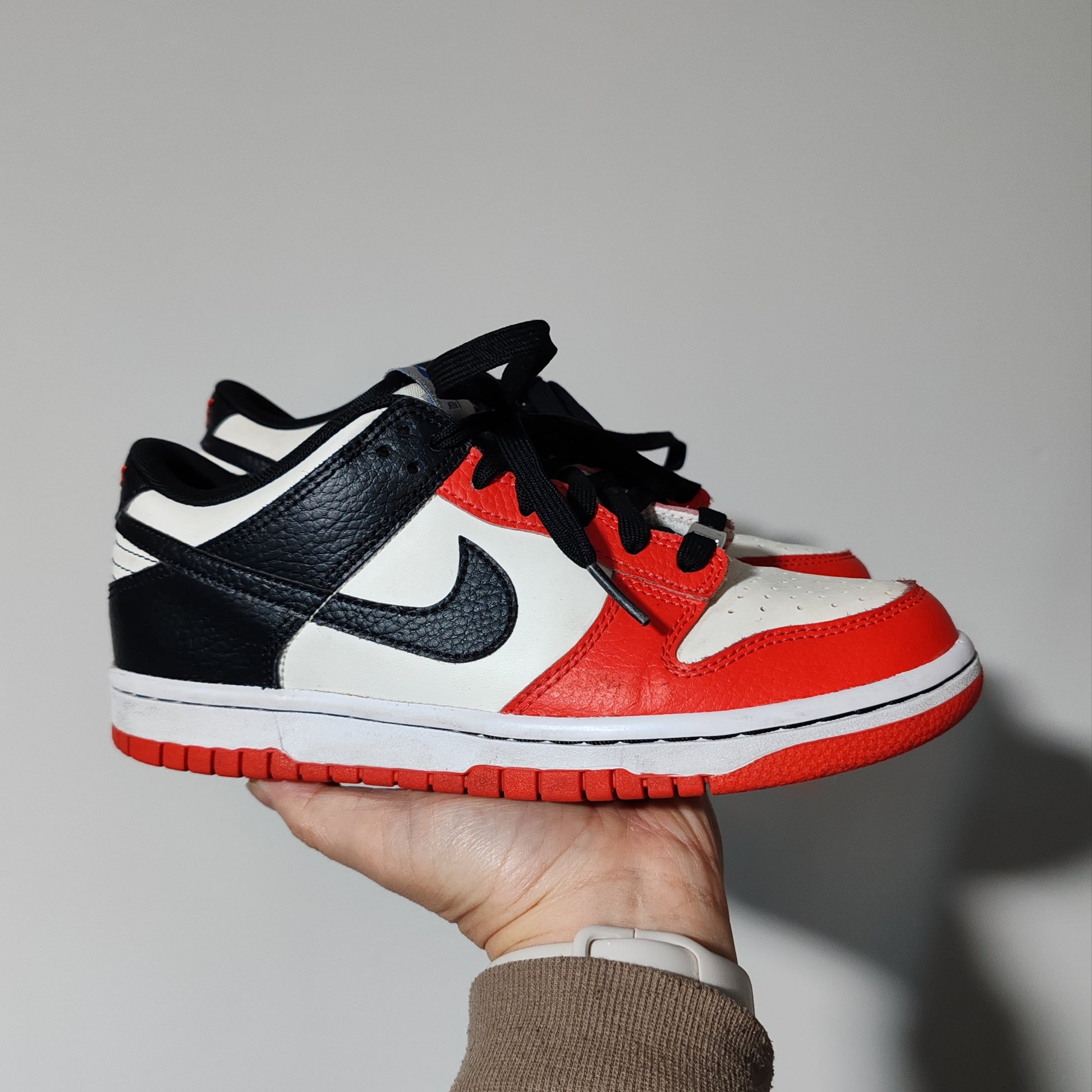 Nike Dunk Black Red Low EMB NBA 75th Anniversary Chicago Trainers