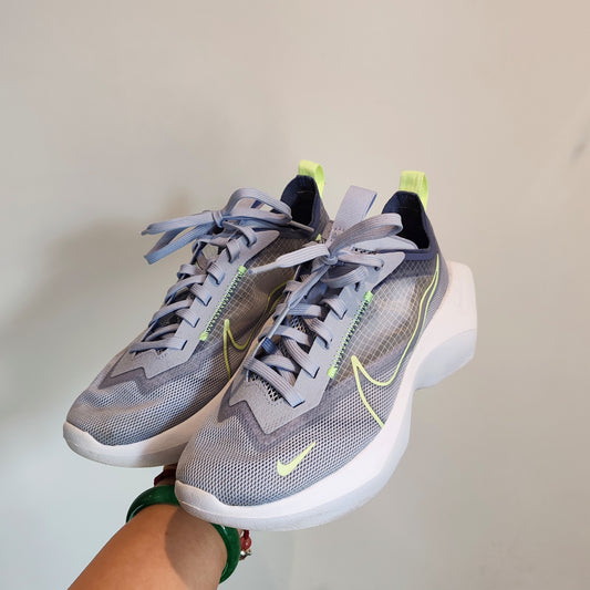 Nike Vista Lite Ghost Barely Volt Grey Trainers