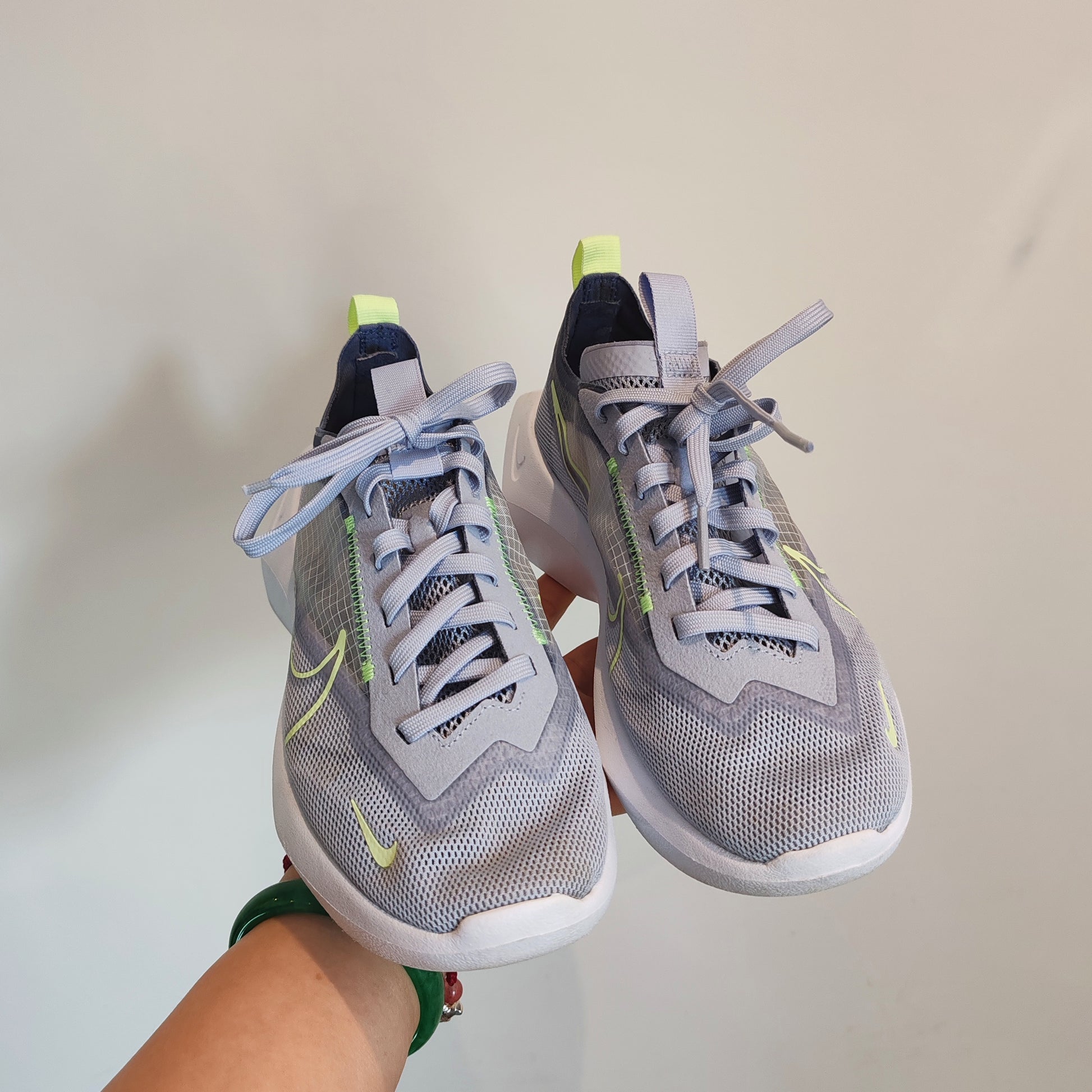 Nike Vista Lite Ghost Barely Volt Grey Trainers