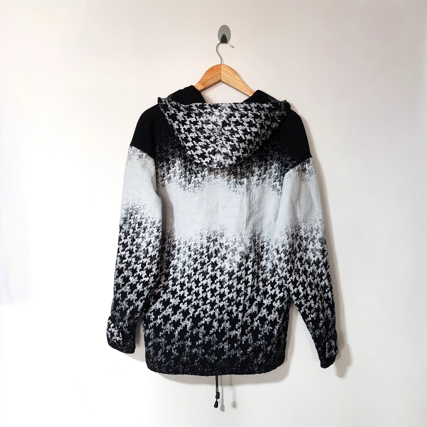 Represent Black And White Monochrome Hooded Patterned Quarter Zip Top