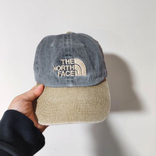 tle
The North Face Grey Stone Patina Cap
